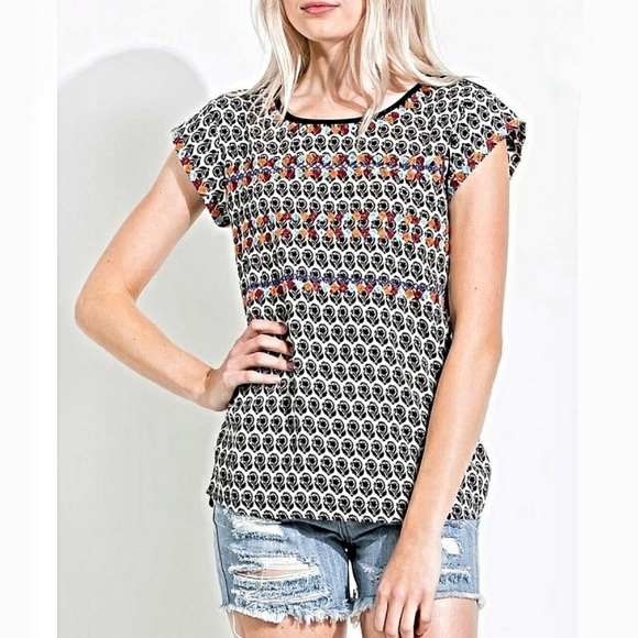 THML‎ | Bohemian Top with Multi Color Trim S - Picture 1 of 8